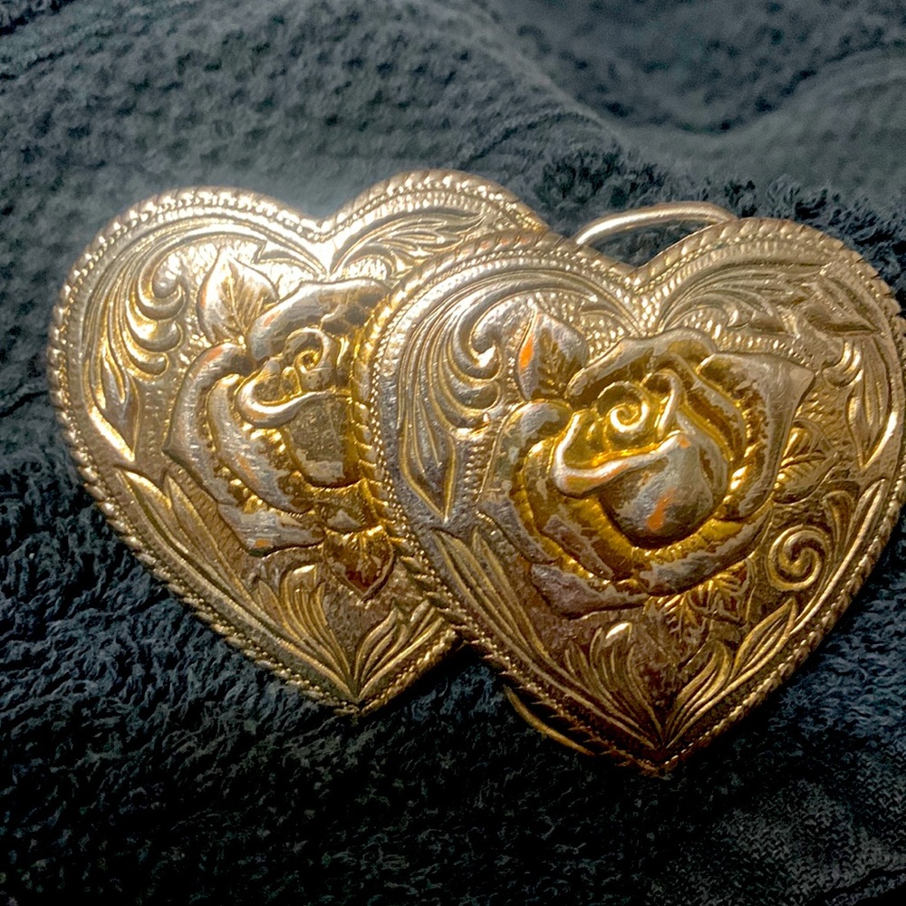 Vintage  signed Heritage Collection double heart belt buckle